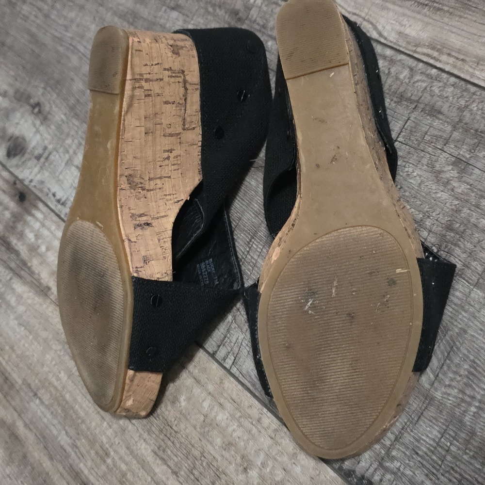 Coach & Four Wedges - Picture 7 of 8